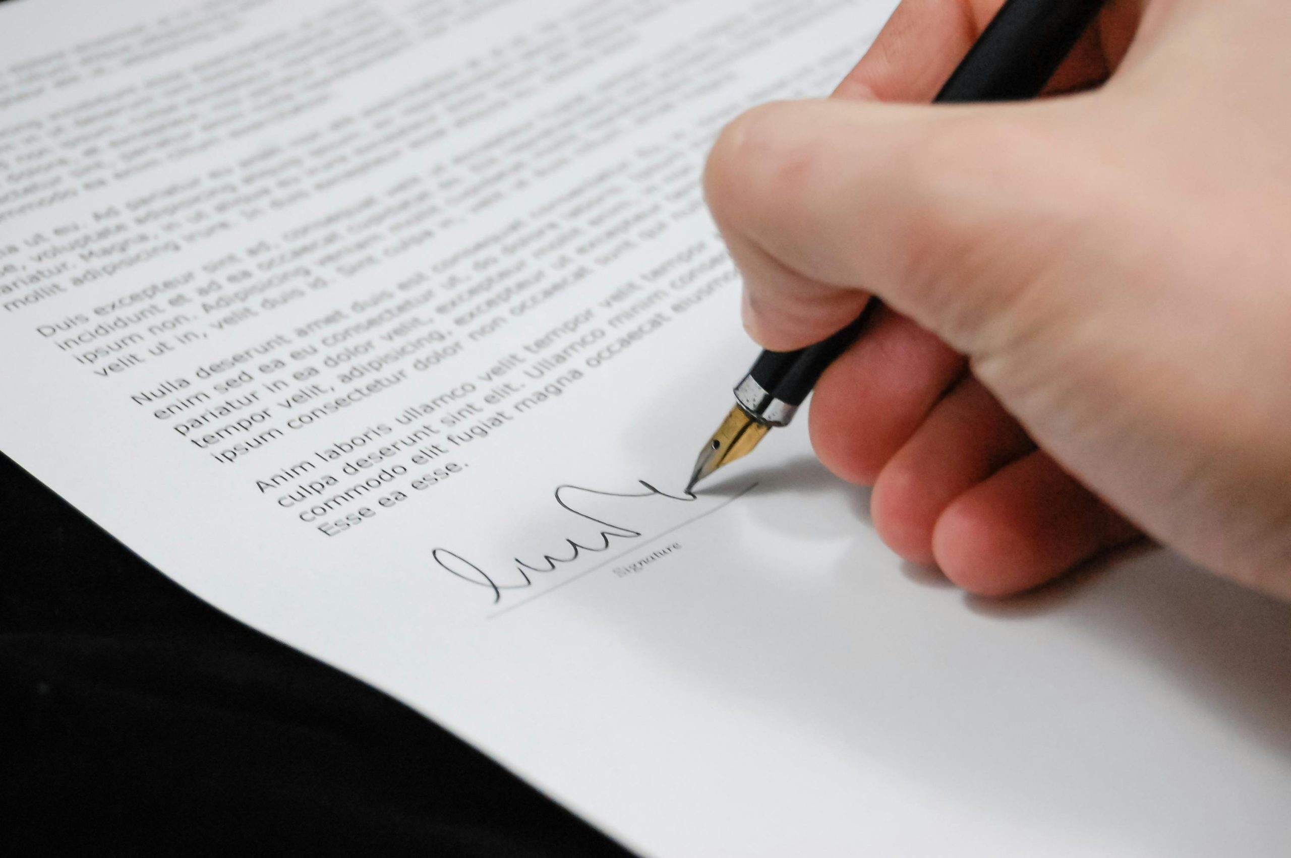 Advice Person Signing in Documentation Paper