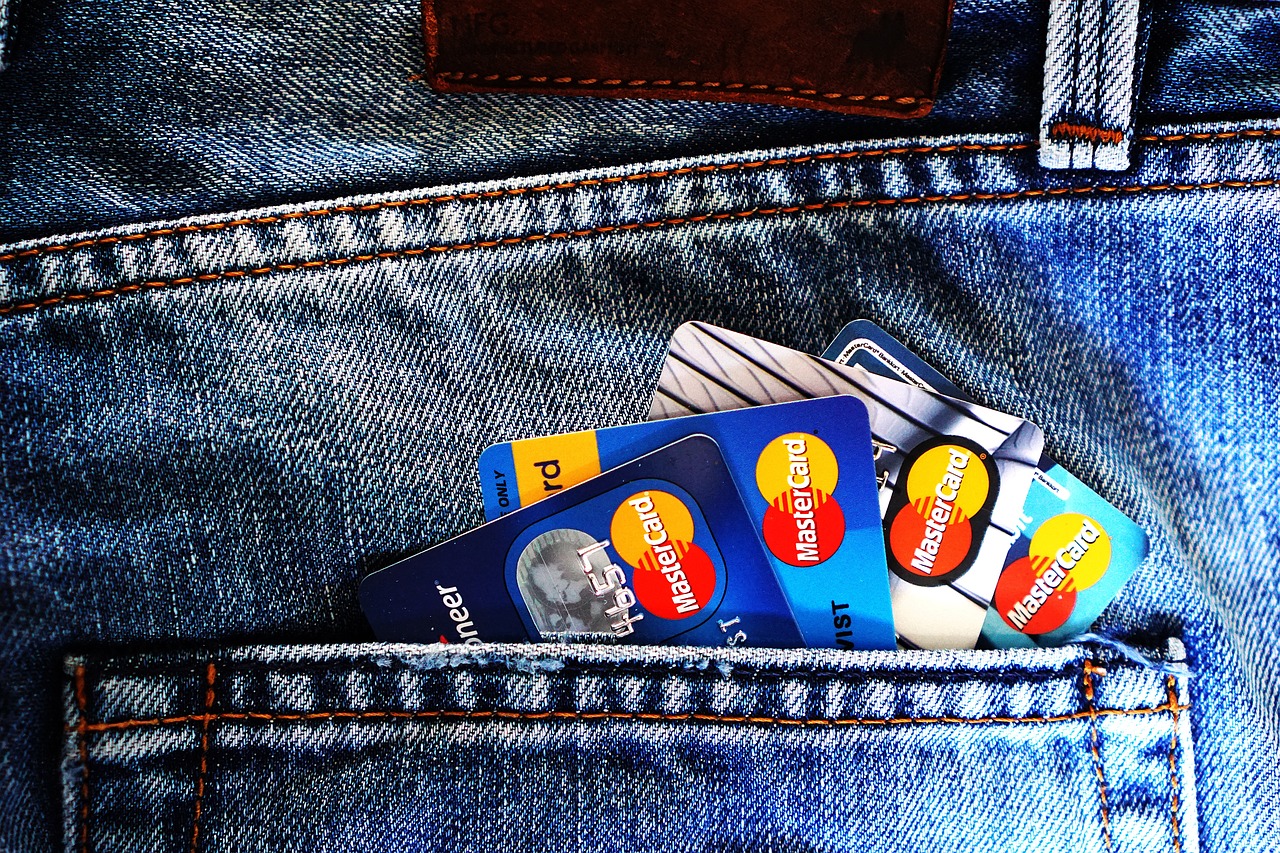Advice credit cards, denim, jeans
